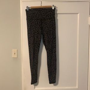 Athleta Elation Ultra High Rise 7/8 length - Small